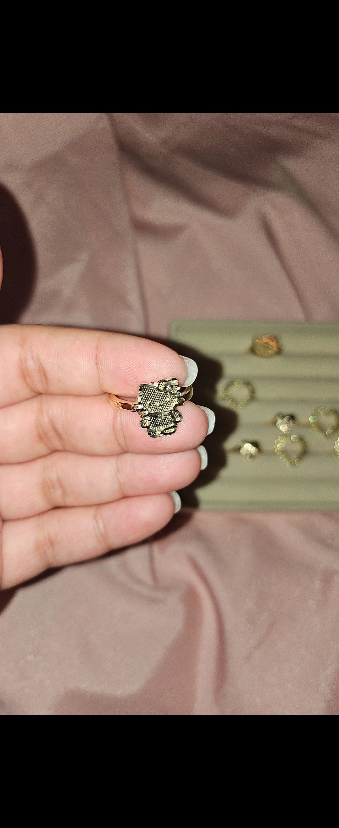 Hello Kitty ring