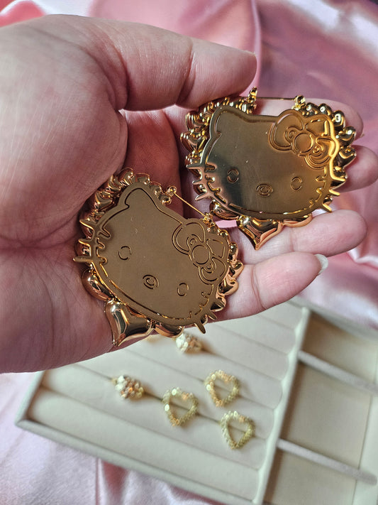 Hello Kitty Jumbo Earrings