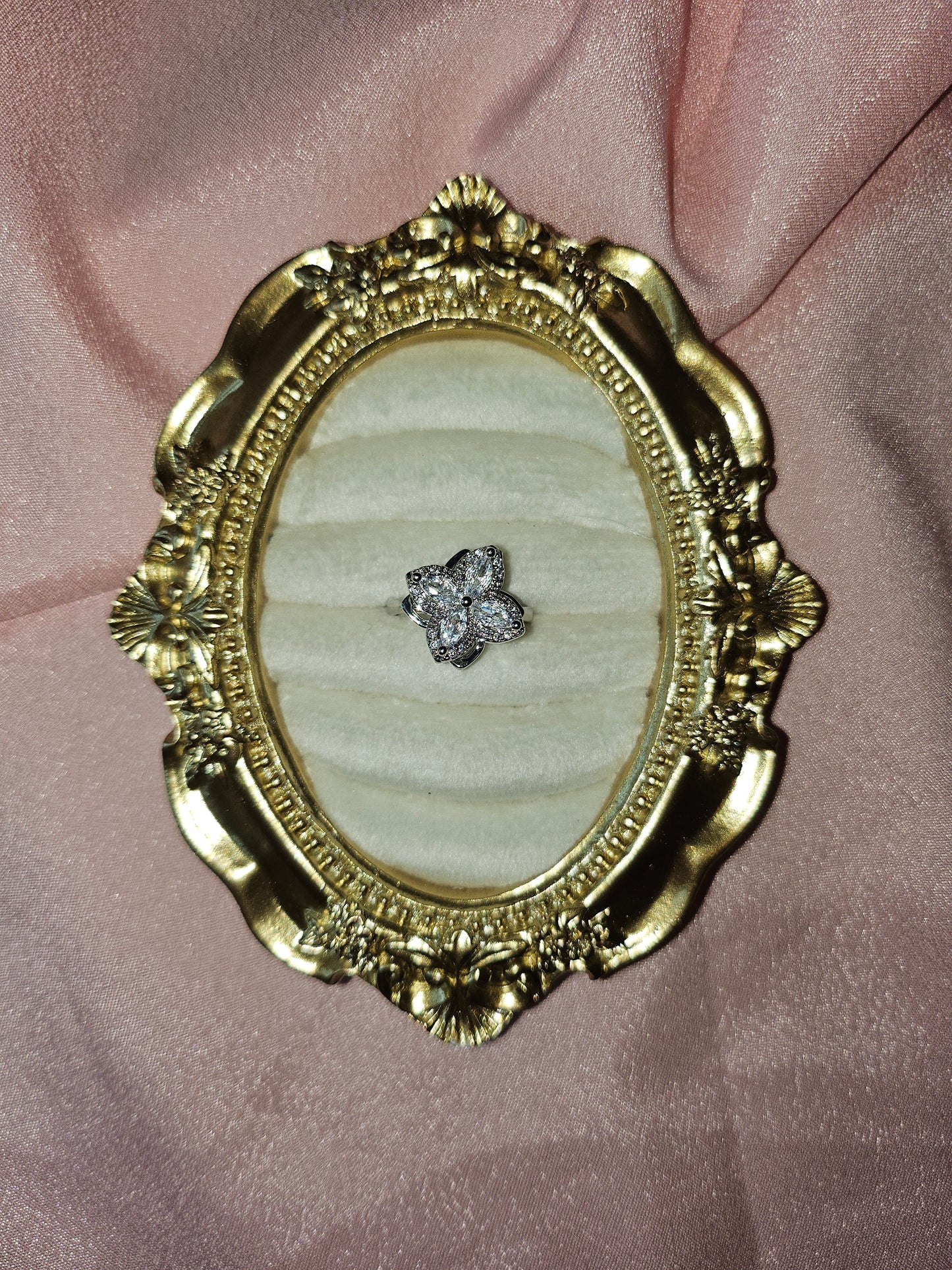 Clover Anxiety Ring